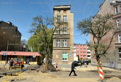 Gdansk. Dolne Miasto. Remont i przebudowa ulicy Lakowej....