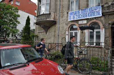 Wrzeszcz. Portest mieszkańców ul. Bohaterów Getta...