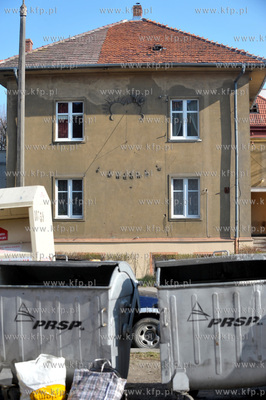 Gdańsk Wrzeszcz. Ul. Paryzantów 59, dom z zegarem...