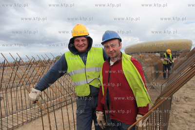 Gdansk. Ul. Zaglowa. Poczatek budowy centrum wystawienniczo-kongresowego...