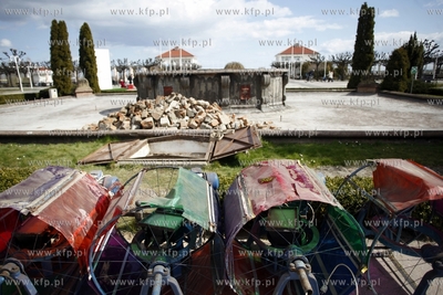 Sopot. Przygotowania do sezonu na molo. Nz rozpoczecie...