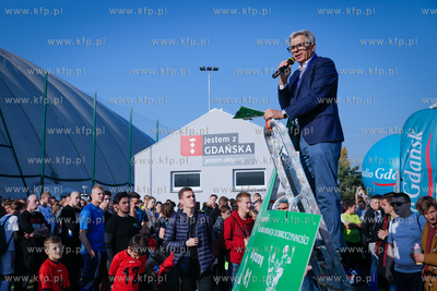 Gdańsk Zaspa. Kompleks boisk przy ulicy Meissnera....