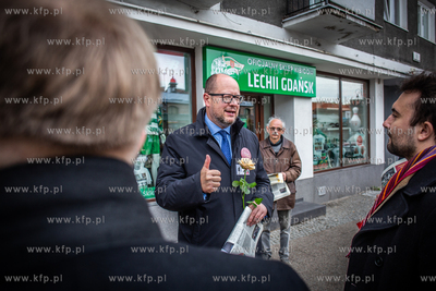 Gdańsk. Okolice Hali Targowej. Ostatni dzień kampanii...