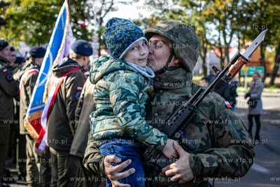 Hel. Uroczysta przysiega wojskowa i ślubowanie kadetów...