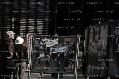 Wystawa pt. Solidarnosc Narodow, nieopodal Reichstagu,...