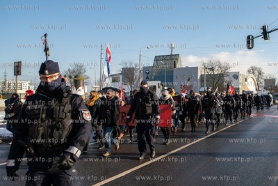 Spacer Piekło Kobiet- Piekło Mediów Narodowych spod...