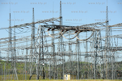 Stacja elektroenergetyczna Zarnowiec nalezaca do Polskich...