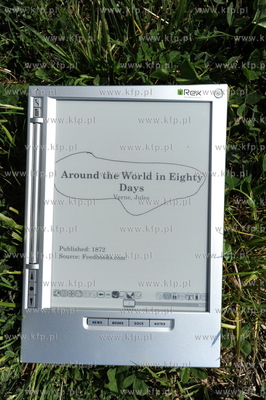 Mobilny czytnik iLiad firmy iRex Technologies jest...