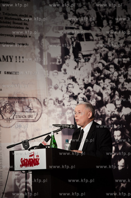 Gdansk. Sala BHP Stoczni Gdanskiej. Otwarte spotkania...