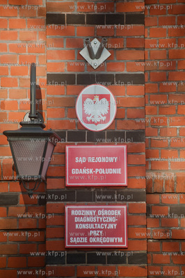 Gdansk. Budynek Sadu Rejonowego oraz Sadu Okregowego...
