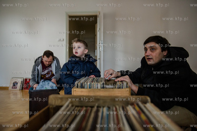 Gdansk. Kawiarnia Fusy i Mietusy. Tysiace Winyli na...