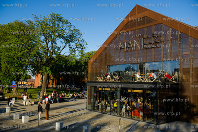 Gdansk. Klub Muzyczny Stary Manez. Koncert Suzanne...