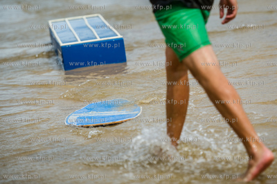 Gdańsk. Plaża Jelitkowo. Zawody Dakine Polish Skimboarding...