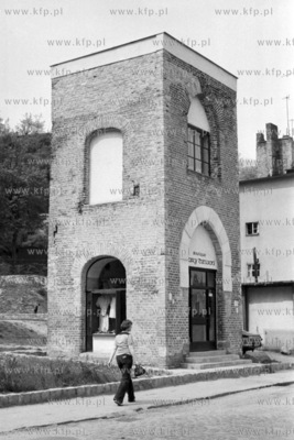 Boutique „Stary Dzwon” mieszczący się w zabytkowej...