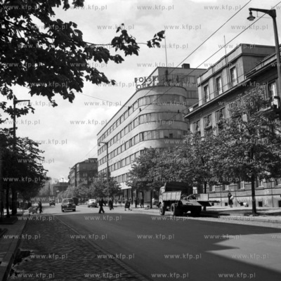 Ulica 10 Lutego w Gdyni. (lata50).
1959
0002396z
Fot....