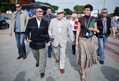 Pierwszy Maraton Sierpniowy w Gdansku. Nz. Jerzy Pisarek,...