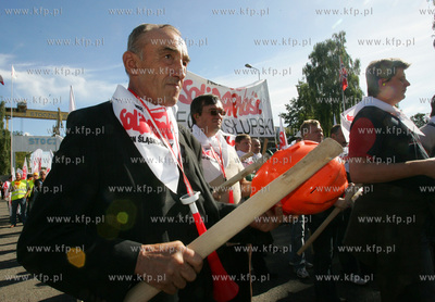 Szczecin. Kilka tysiecy zwiazkowcow z calej Polski...