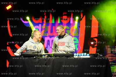 Gdansk. Plac Zebran Ludowych. Festiwal MTV Gdansk Dzwiga...