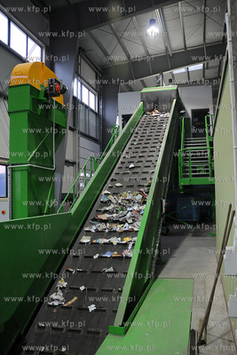 Dodatkowe urzadzenia odgazowujace majace usprawnic...