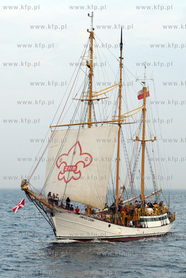 Wielka parada zaglowcow po Zatoce Gdanskiej na zakonczenie...