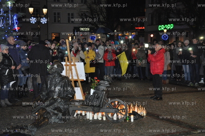 Mieszkańcy Kościerzyny oddali hołd zmarłemu prezydentowi...