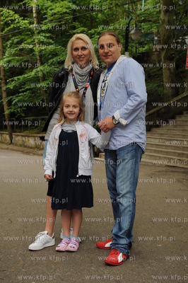 Top-Trendy, nz Pawel Golec z zona Kasia i corka Maja...