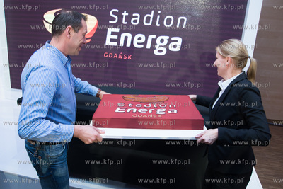 Uroczyste podpisanie umowy sponsorskiej oraz nadania...