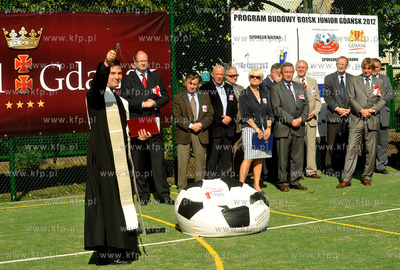 Gdansk. Przymorze. Otwarcie boiska wybudowanego w ramach...