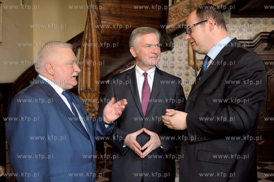 Dwor Artusa w Gdansku. Uroczystosc wreczenia Nagrody...