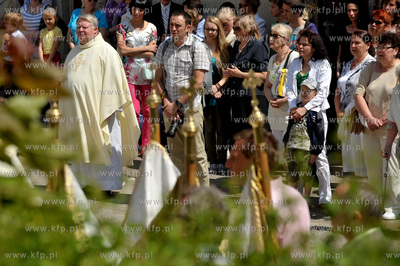 Uroczystosci i procesja Bozego Ciala w parafii sw....