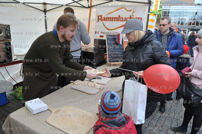 Dzien Niepodleglosci w Gdansku. Na Targu Weglowym odbywal...