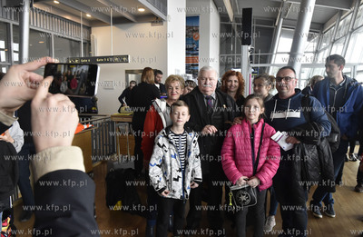 Lotnisko w Billund w Danii. Lech Wałęsa wraza z podróży...