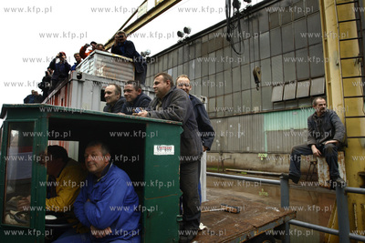 Stocznia Gdynia S.A. Uroczystosc chrztu samochodowca....