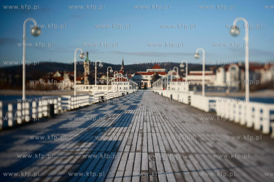 Sopot. Molo.
04.03.2010
fot. Krzysztof Mystkowski...