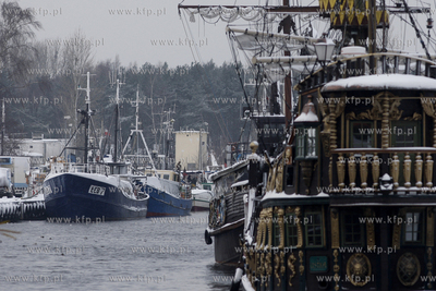 Leba. Port rybacki.

20.12.2010

fot. Krzysztof...