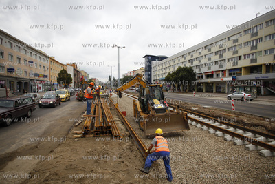 Gdansk Wrzeszcz. Remont torowiska na ul Grunwaldzkiej.
28.07.2011
fot....