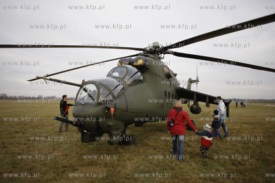 Pruszcz Gdanski. Festyn wojskowy z okazji 44 - lecia...