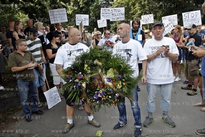 Marsz przeciwko przemocy policji w Gdansku Wrzeszczu,...