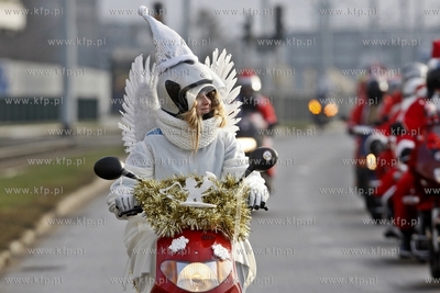 Gdansk. Ul.Marynarki Polskiej. XII edycja parady Mikolaje...