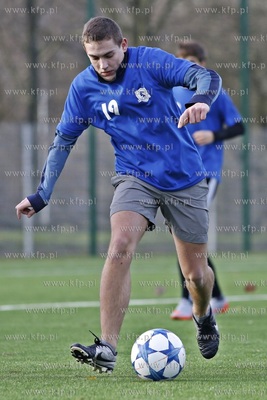 Gdansk Zaspa. Pilkarski turniej dzikich druzyn Do przerwy...