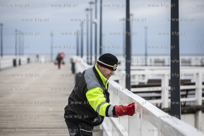 Gdańsk Brzeźno. Zamknięte molo w związku z pandemią...