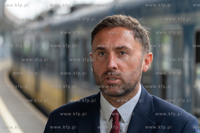 Przystanek SKM Śródmieście. Prezentacja nowych pociągów...