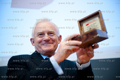 Gdynia. Aula Wyzszej Szkoly Administracji i Biznesu...