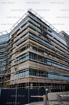 Gdansk. Biurowiec Olivia Business Center. Budowa kolejnego...