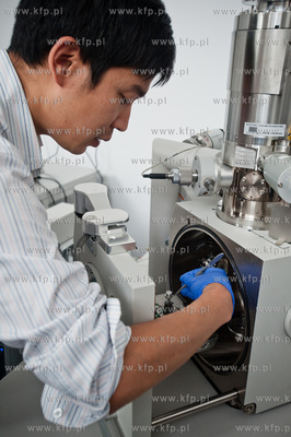 Politechnika Gdanska. Uroczyste otwarcie Centrum Nanotechnologii.
22.02.2013
fot....