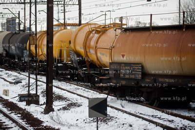 Gdansk. Zaspa. Wykolejenie pociagau towarowego przewozacego...