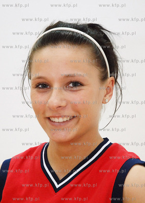 Siatkarki druzyny TPS - EC Wybrzeze Rumia. Nz Nr 10....