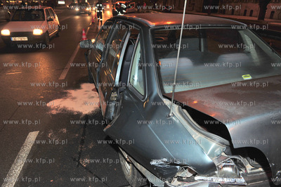 Gdansk. Ulica Grunwaldzka na wysokosci CH Top Shopping....