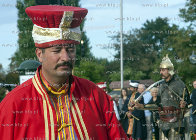 Ulicami Gdyni przeszla Orkiestra Tureckich Sil Zbrojnych...