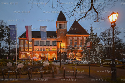Sopot. Swiateczne iluminacje w Sopocie. Oswietlony...